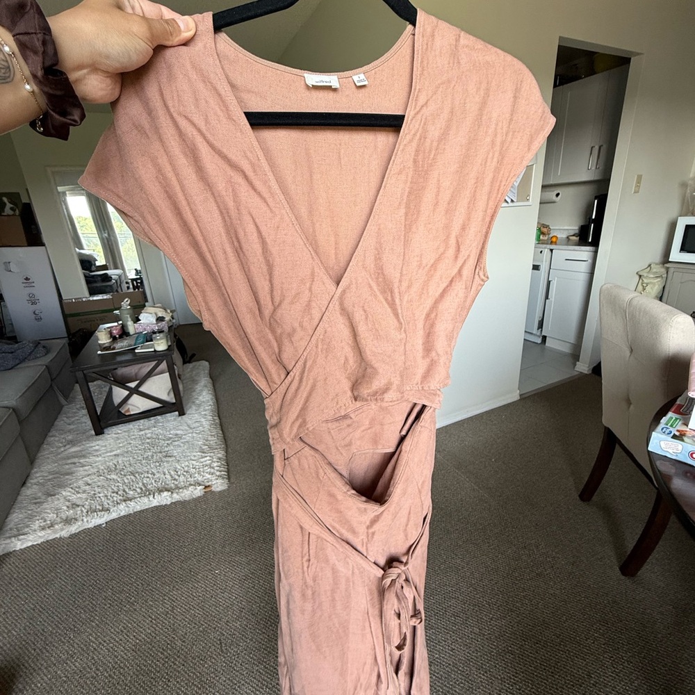 Aritzia Wilfred ecoulement wrap jumpsuit size 2